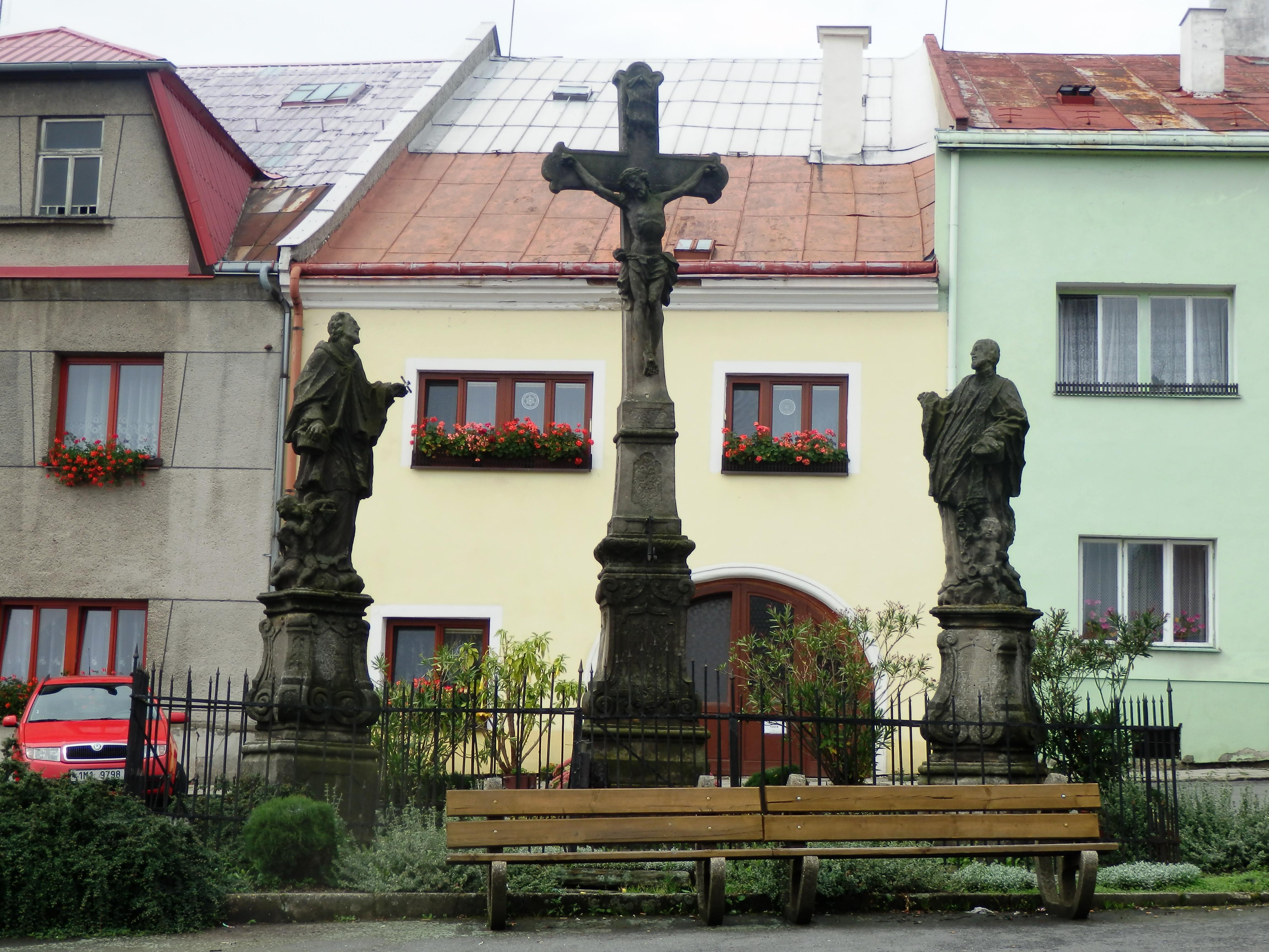 Sochy svatého Jana Sarkandra